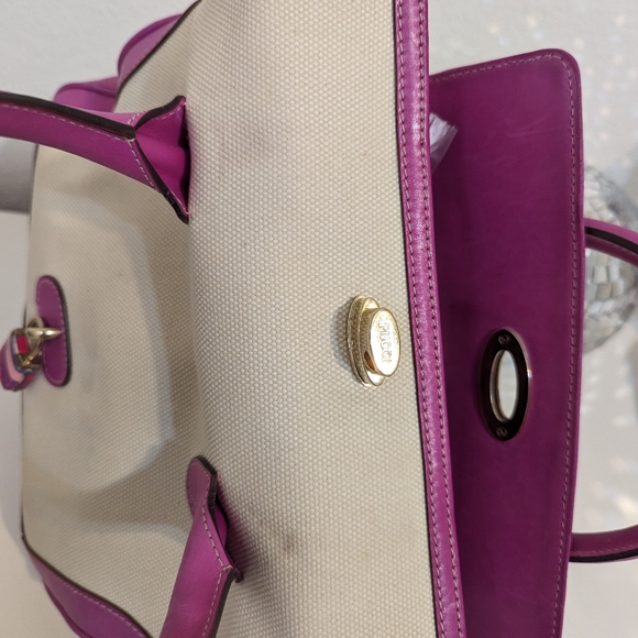 Emilio Pucci RARE canvas and magenta leather satchel/crossbody with lock and key - Picture 8 of 14